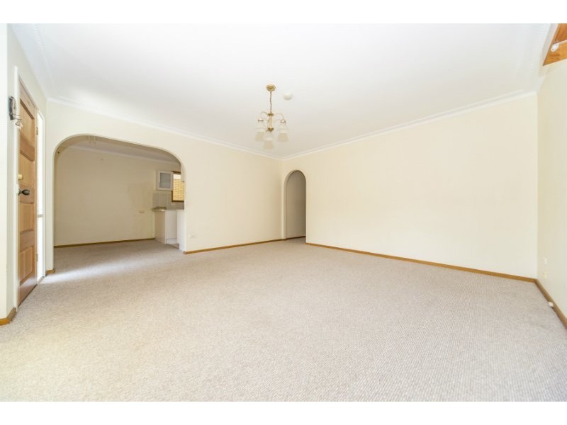 298 Bayview Street, Hollywell QLD 4216