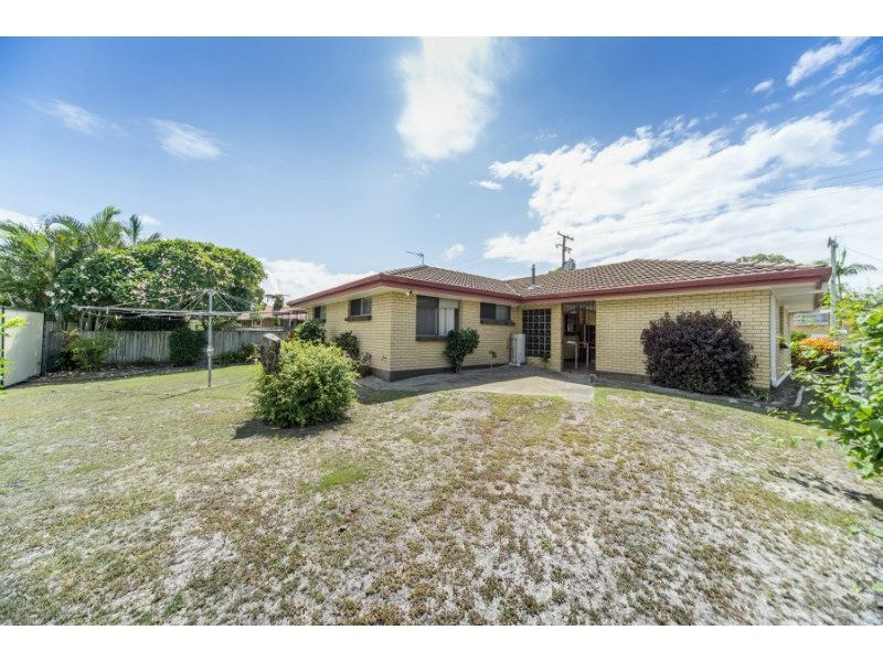 298 Bayview Street, Hollywell QLD 4216