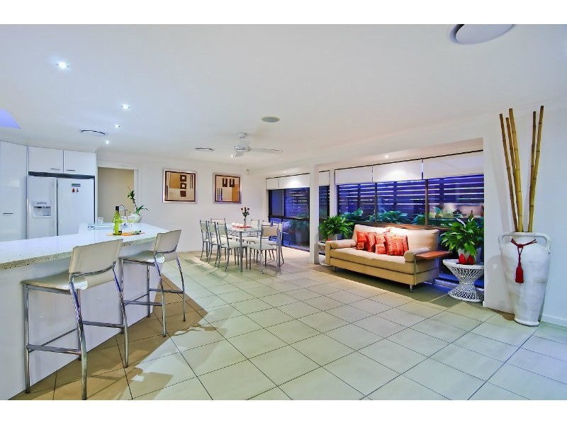 15 Karema Crescent, Runaway Bay QLD 4216