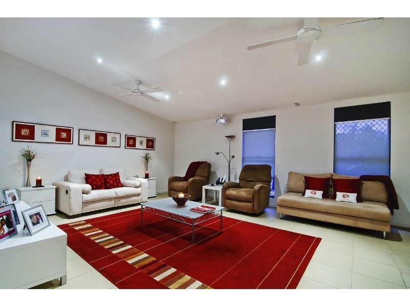 15 Karema Crescent, Runaway Bay QLD 4216