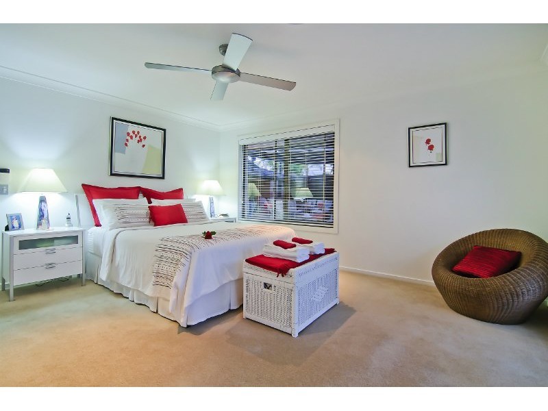 15 Karema Crescent, Runaway Bay QLD 4216