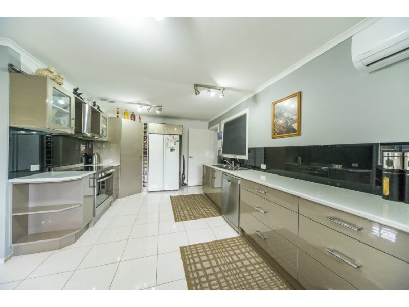 69 Turana Street, Coombabah QLD 4216