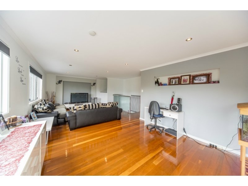 69 Turana Street, Coombabah QLD 4216