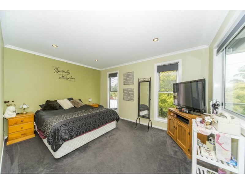 69 Turana Street, Coombabah QLD 4216