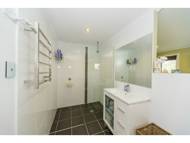 69 Turana Street, Coombabah QLD 4216