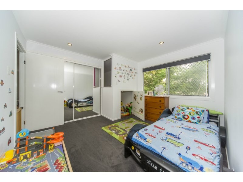 69 Turana Street, Coombabah QLD 4216