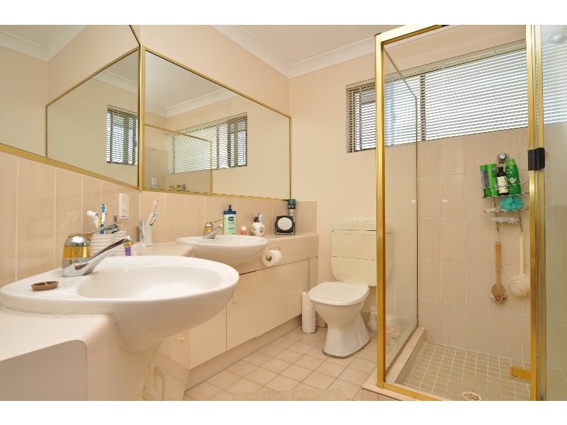 28/81 Boykambil Esplanade North, Hope Island QLD 4212