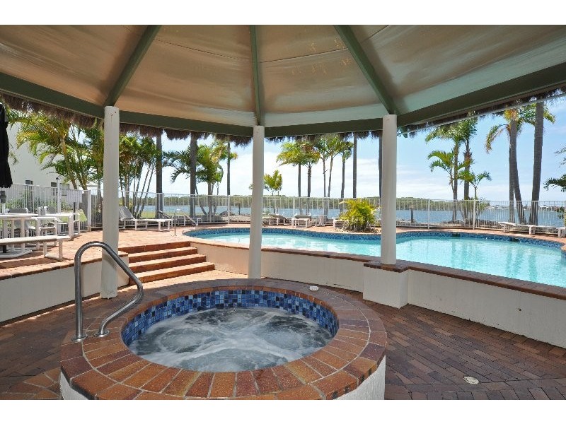 28/81 Boykambil Esplanade North, Hope Island QLD 4212