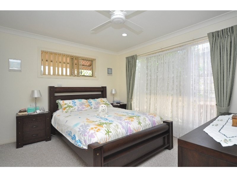 2/3 Vaggelas Crescent, Biggera Waters QLD 4216