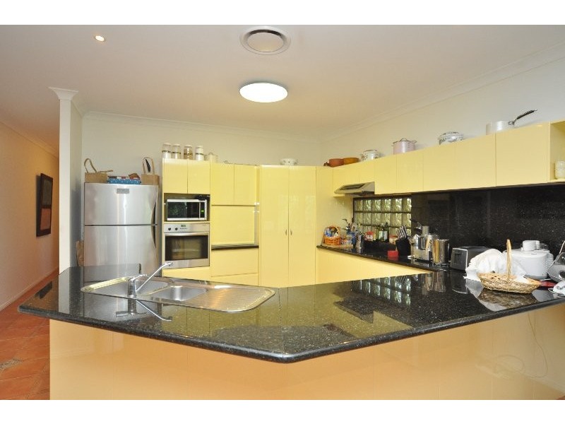 3152 Riverleigh Drive, Hope Island QLD 4212