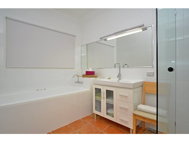 3152 Riverleigh Drive, Hope Island QLD 4212