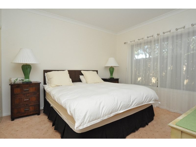 3152 Riverleigh Drive, Hope Island QLD 4212