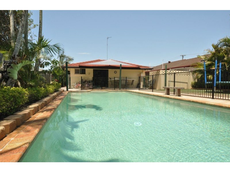 116 Paradise Parade, Paradise Point QLD 4216