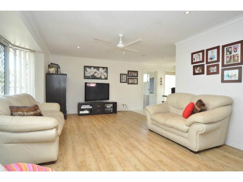 116 Paradise Parade, Paradise Point QLD 4216