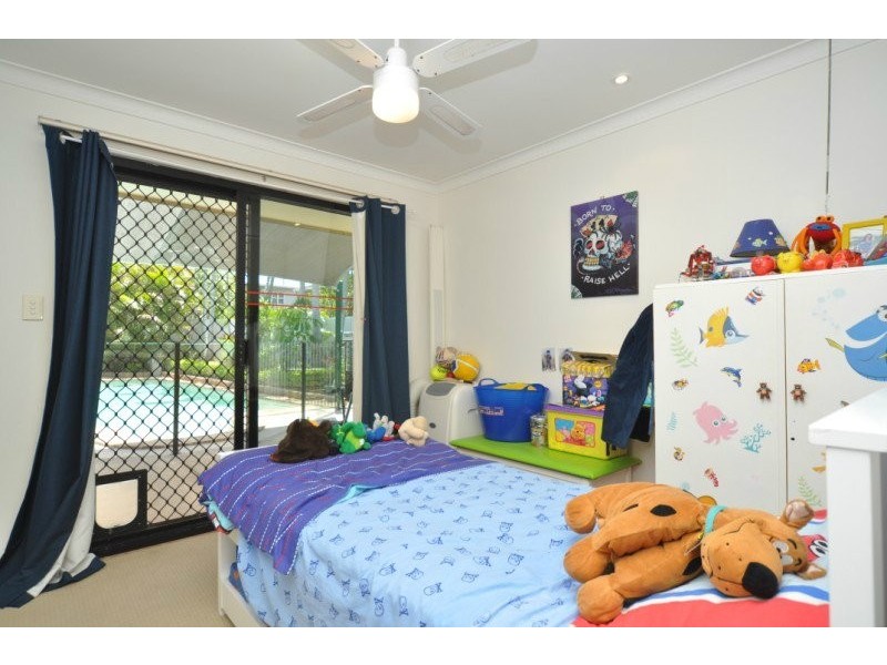 116 Paradise Parade, Paradise Point QLD 4216