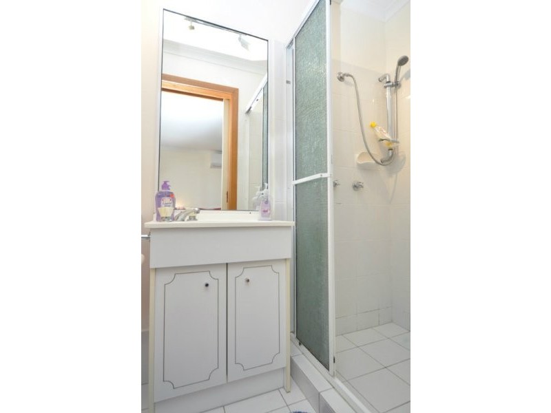 1/153 Government Road, Labrador QLD 4215