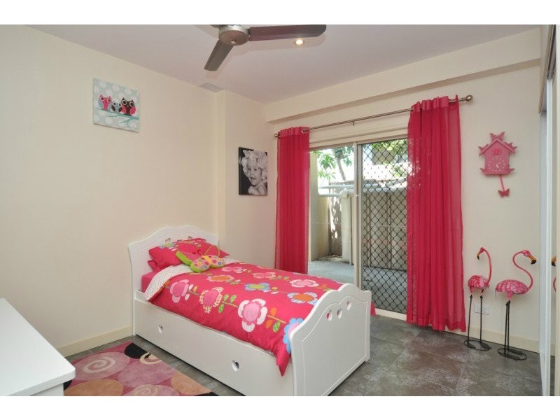 24 Killowill Avenue, Paradise Point QLD 4216