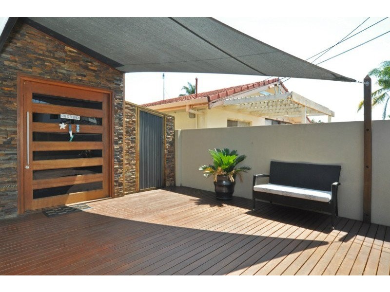 24 Killowill Avenue, Paradise Point QLD 4216