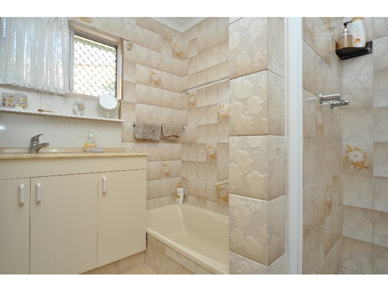 22 Geoffrey Avenue, Southport QLD 4215