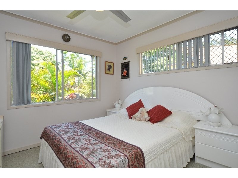 22 Geoffrey Avenue, Southport QLD 4215