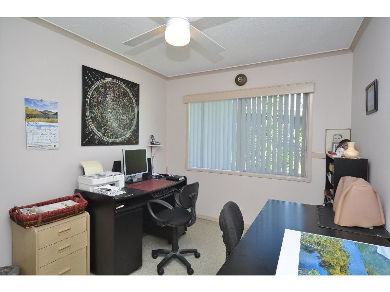 22 Geoffrey Avenue, Southport QLD 4215