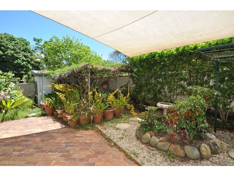 22 Geoffrey Avenue, Southport QLD 4215