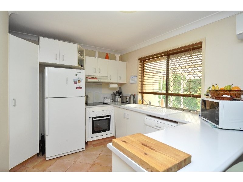 1/3 Harvey Court, Labrador QLD 4215