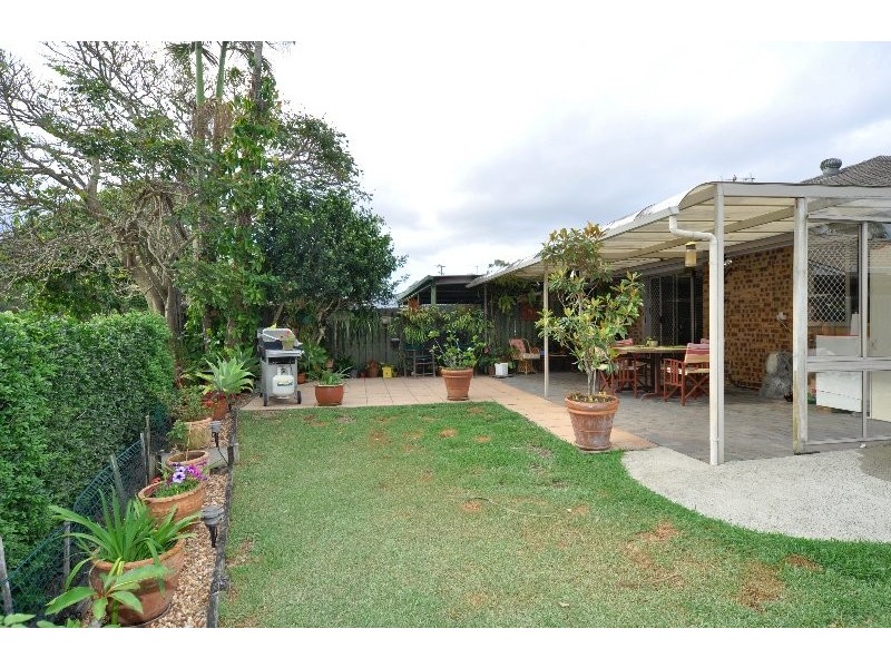 1/3 Harvey Court, Labrador QLD 4215