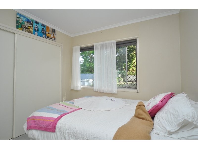 31 Turana Street, Coombabah QLD 4216