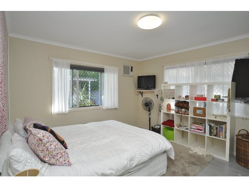 31 Turana Street, Coombabah QLD 4216