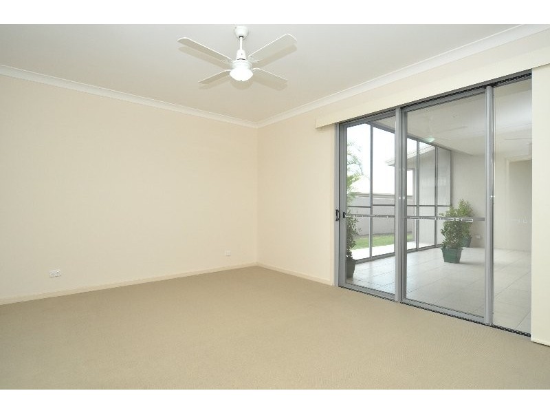 19 Garawarra Crescent, Upper Coomera QLD 4209