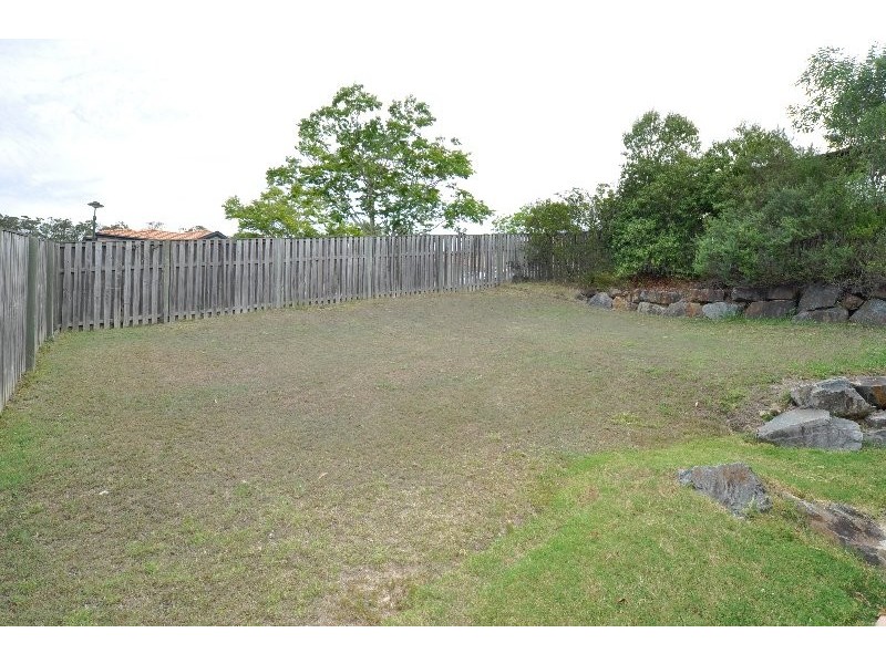 11 Yaldara Street, Pacific Pines QLD 4211