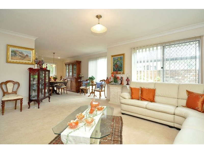 122 Sundance Way, Runaway Bay QLD 4216