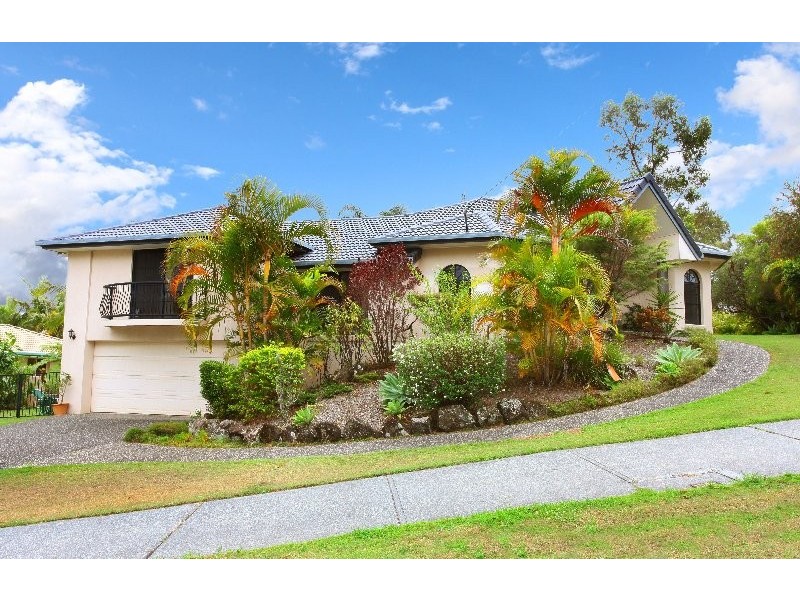 2 Chichester Drive, Arundel QLD 4214