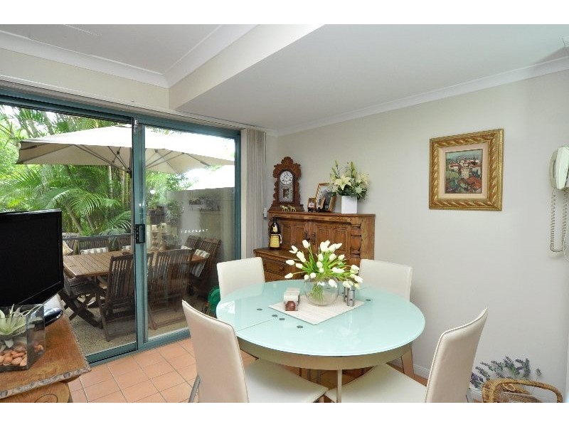 15/19 Santa Barbara Road, Hope Island QLD 4212