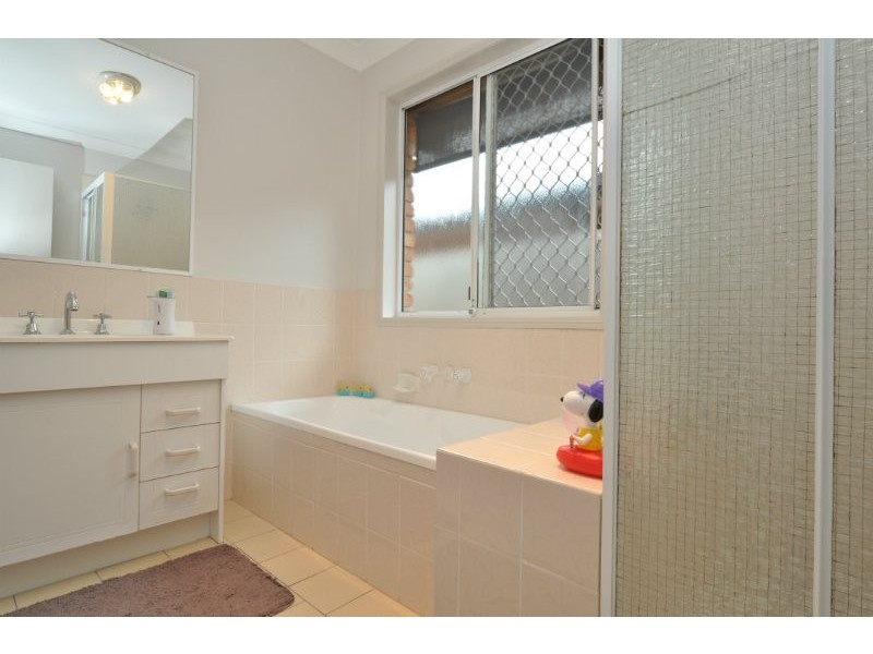 1/7 Clovelly Place, Labrador QLD 4215