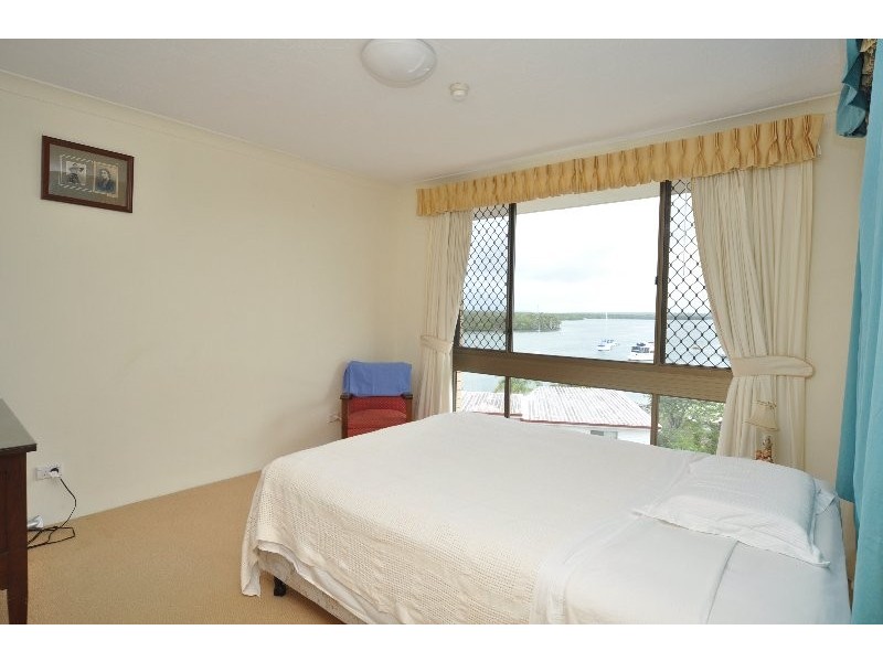 22/8 Paradise Parade, Paradise Point QLD 4216