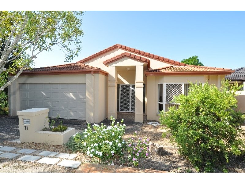 11 Siena Place, Coombabah QLD 4216