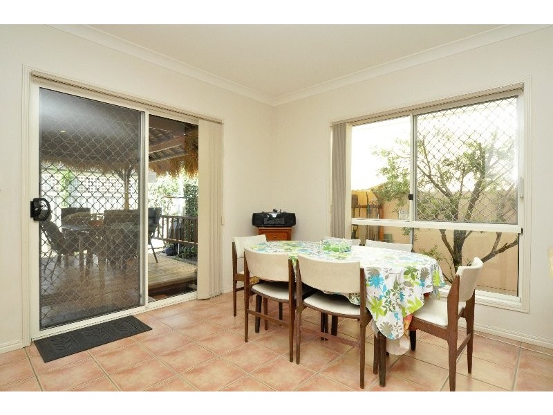 11 Siena Place, Coombabah QLD 4216