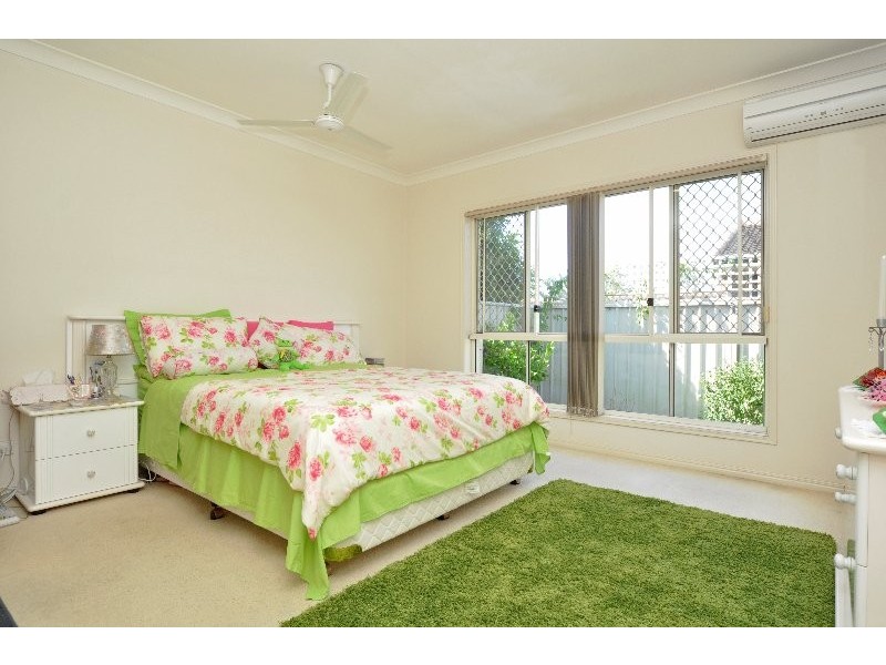 11 Siena Place, Coombabah QLD 4216