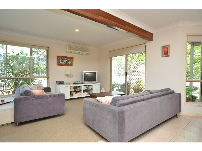 1/31 Eider Avenue, Paradise Point QLD 4216