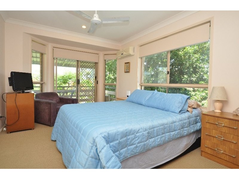 1/31 Eider Avenue, Paradise Point QLD 4216