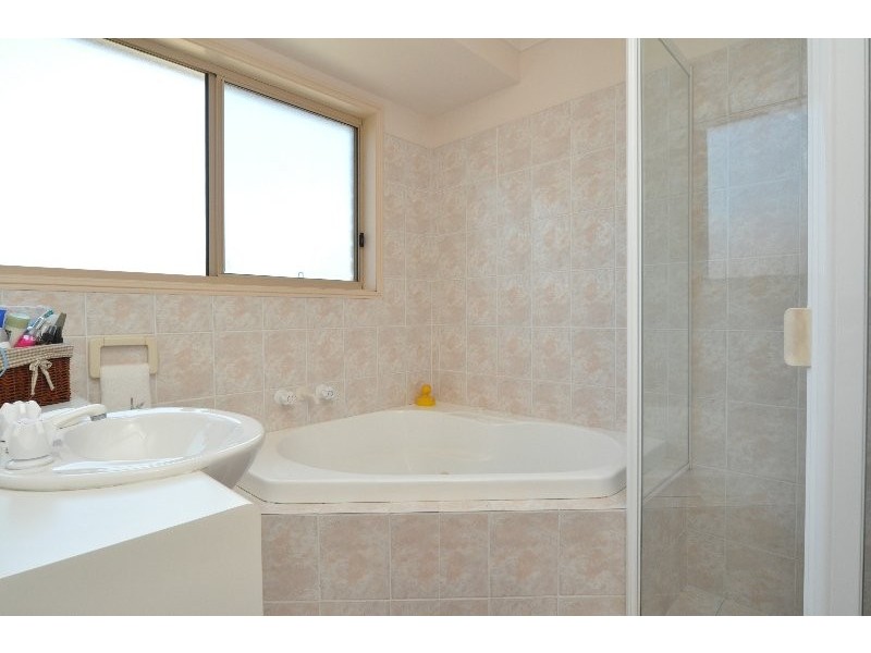 1/31 Eider Avenue, Paradise Point QLD 4216