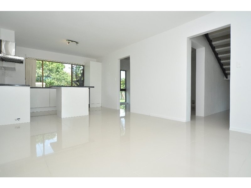 46 Coombe Avenue, Hope Island QLD 4212