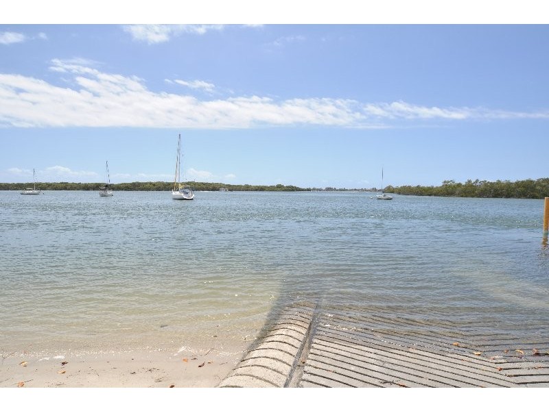 46 Coombe Avenue, Hope Island QLD 4212