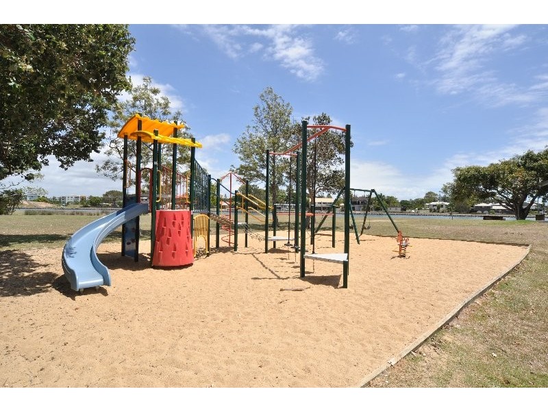 46 Coombe Avenue, Hope Island QLD 4212