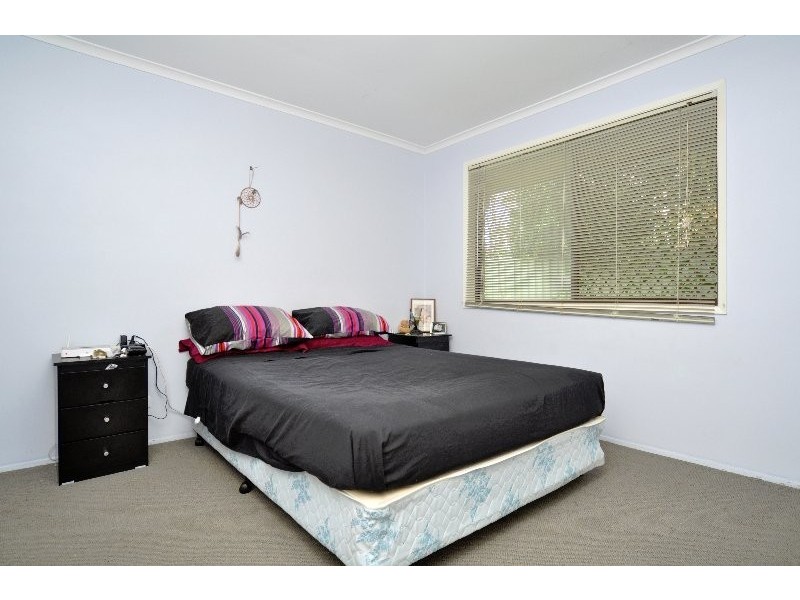 2/10 Telopea Street, Labrador QLD 4215