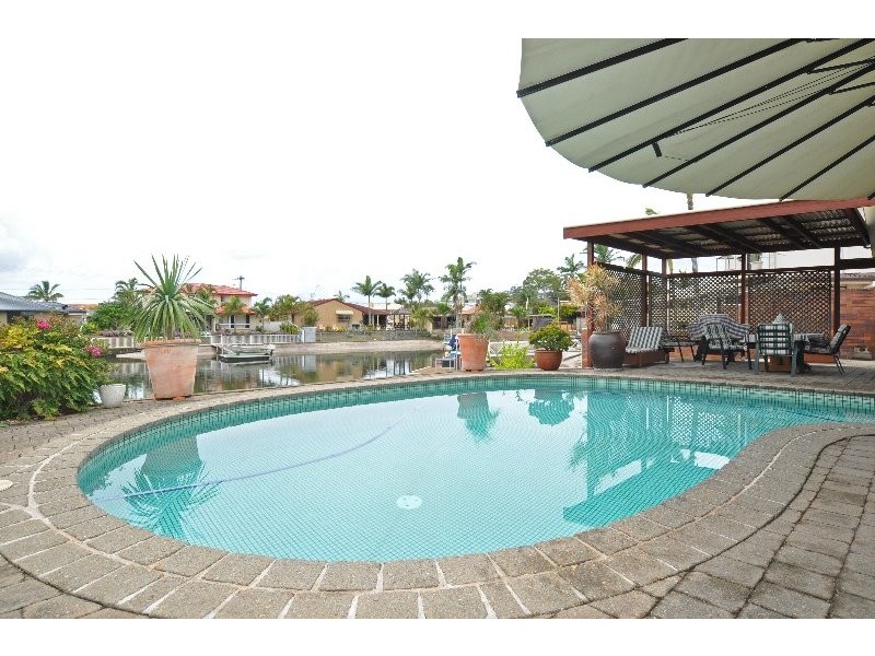 37 Columbus Drive, Hollywell QLD 4216