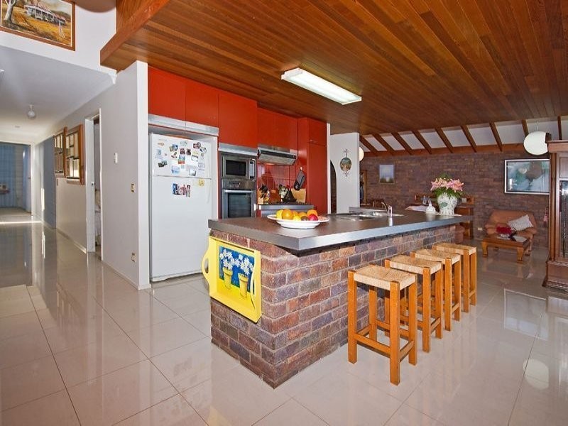 37 Columbus Drive, Hollywell QLD 4216