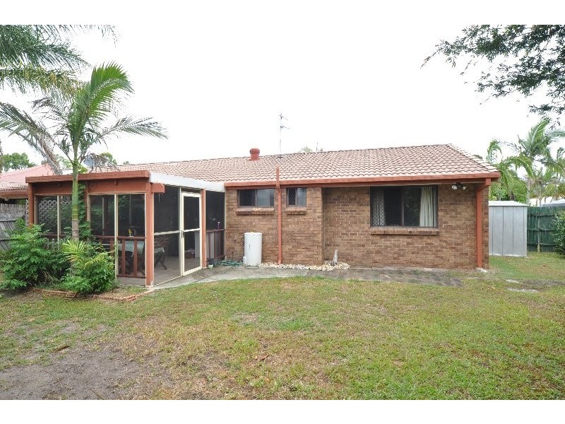 2/102 Kangaroo Avenue, Coombabah QLD 4216